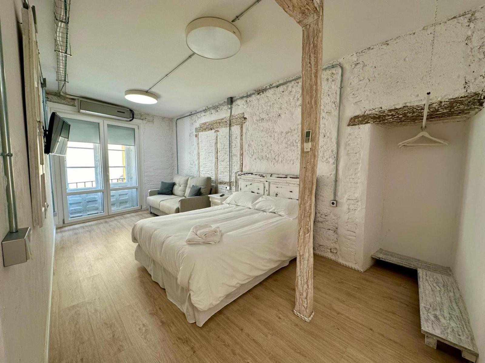 Apartamentos Carolina By Gaiarooms León Esterno foto