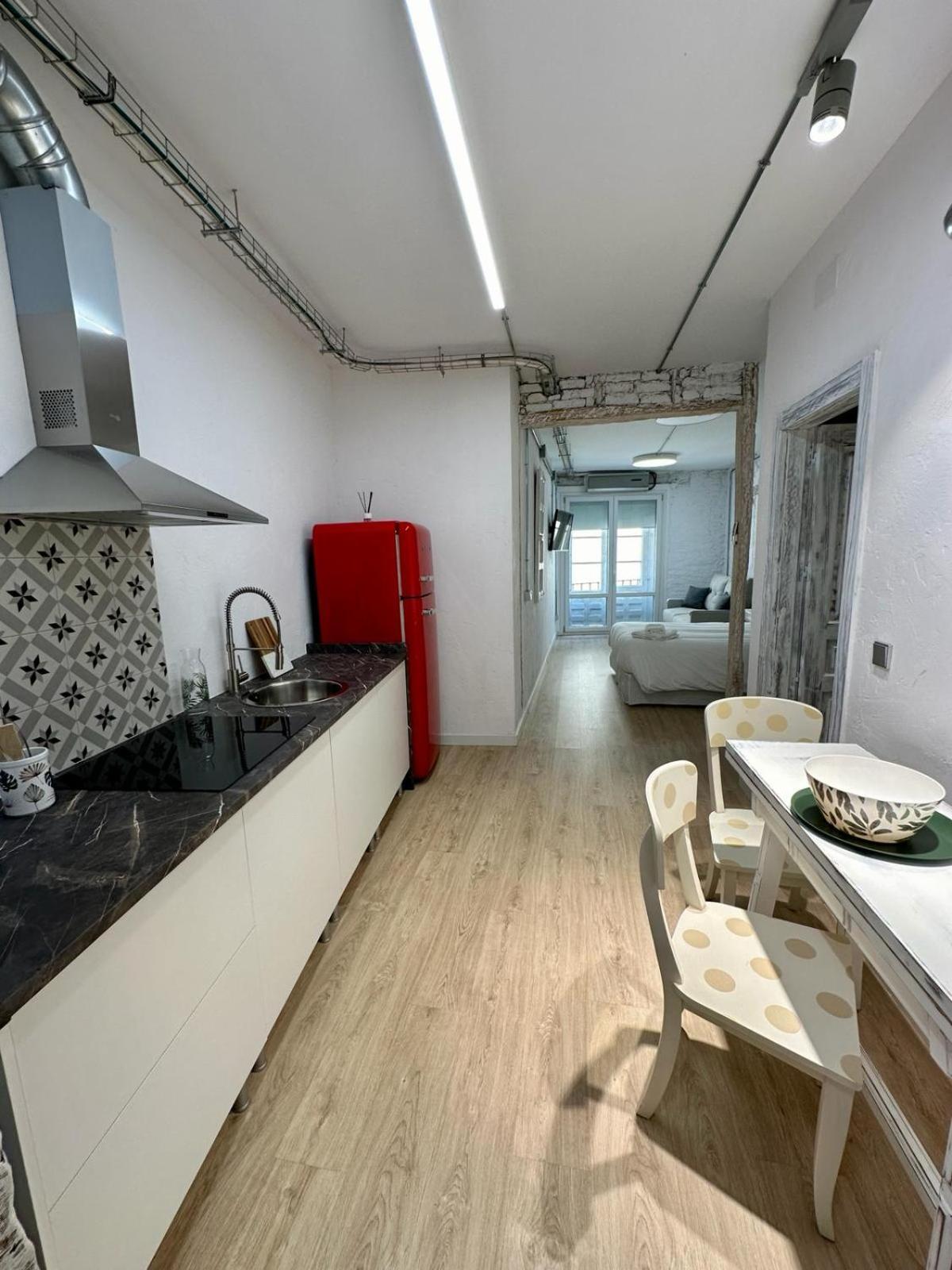 Apartamentos Carolina By Gaiarooms León Esterno foto